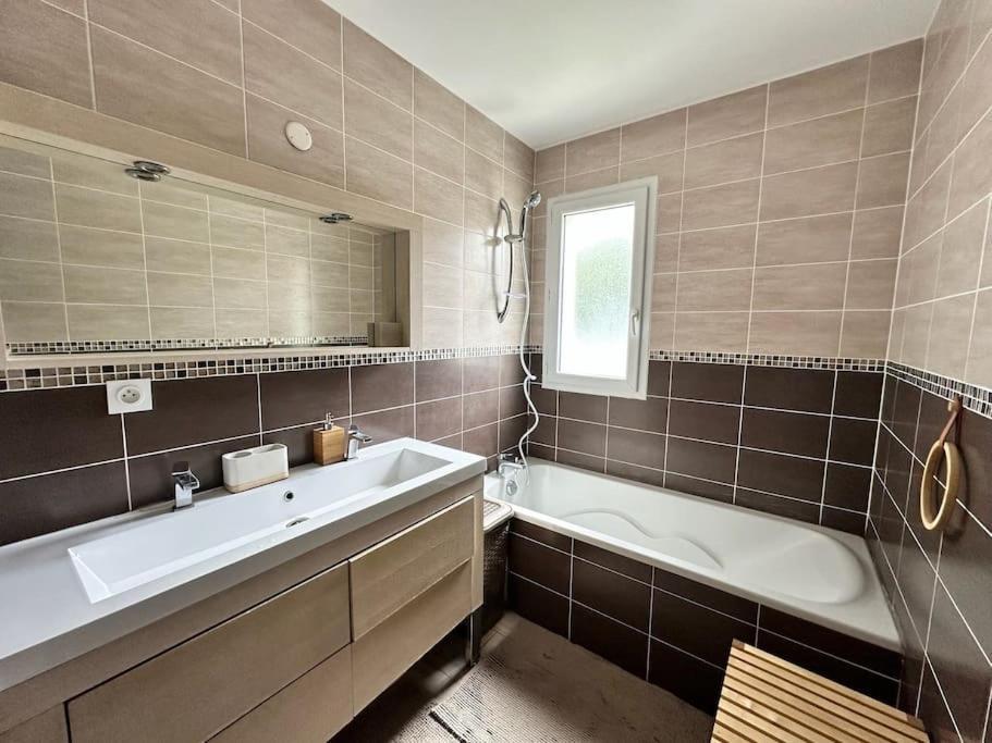 L Omira Holiday home